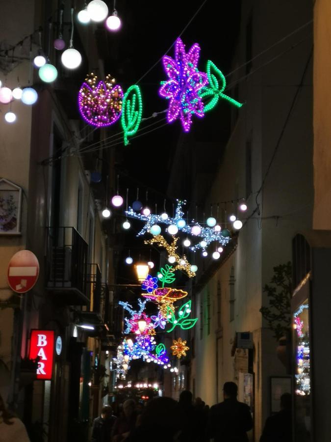 Le 13 Fontane Apartman Salerno Kültér fotó